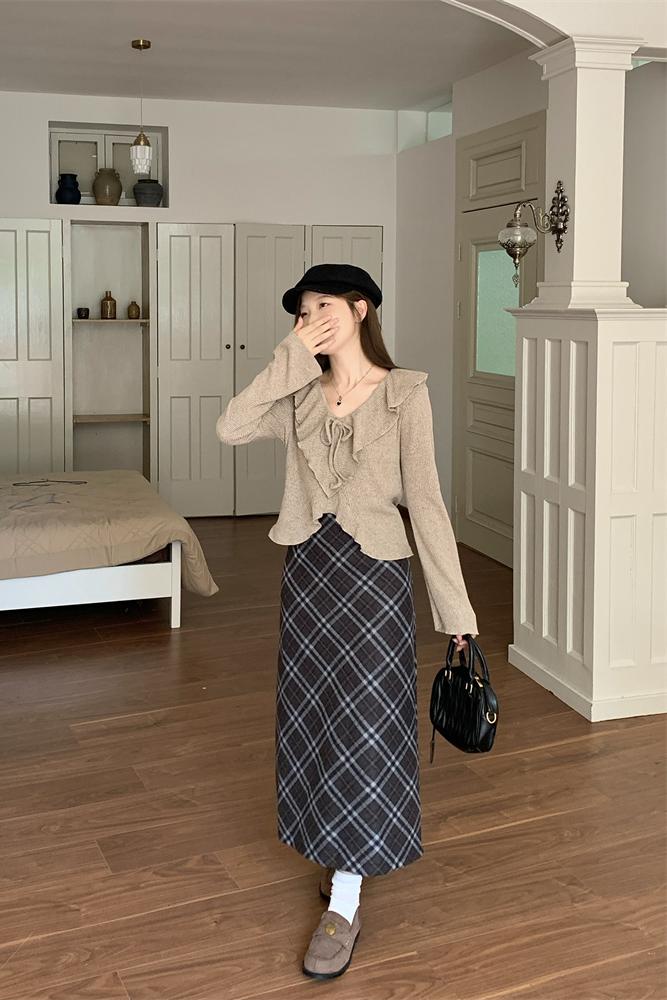 Plus Size Ruffle Long Sleeve Knit Top and Plaid Skirt Two Piece Set for Women Spring - Style 734ef0 - Image 5