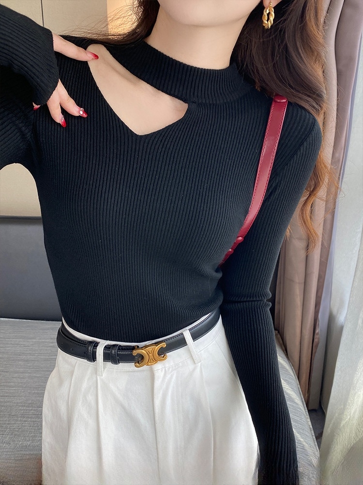Black Cutout Knit Sweater 2026 New Fall Winter Base Layer Women's Pullover Top with Halter Design