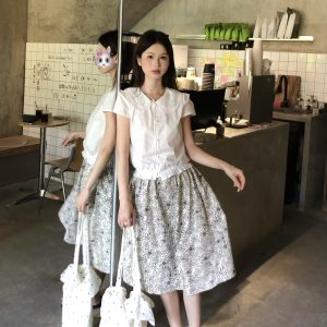 French Vintage Lace Doll Collar Shirt and A-Line Floral Skirt Set