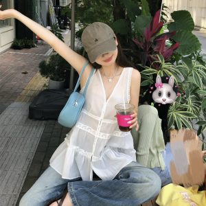 Sweet Lace Trim Sleeveless Blouse for Women