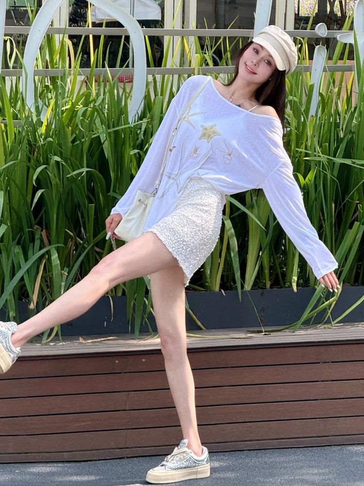 White Snowflake Rhinestone Print Off-Shoulder Long-Sleeve T-Shirt Women Summer Thin Sun Protection Top